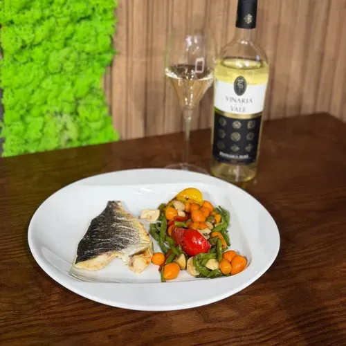 Doradă cu legume