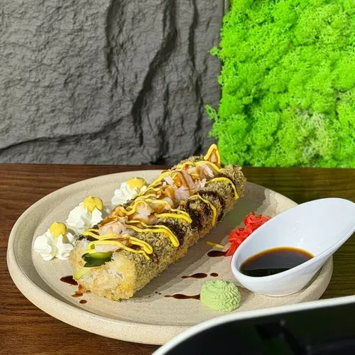 Hot dog sushi 